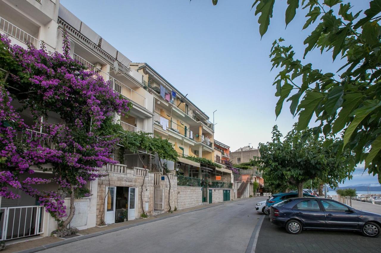 Apartment By The Sea Podgora Esterno foto