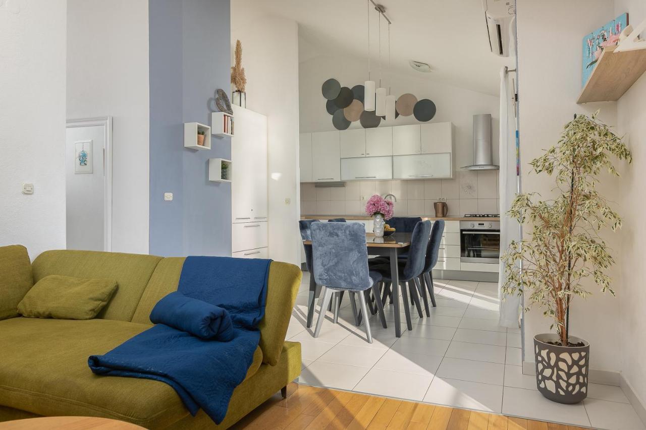 Apartment By The Sea Podgora Esterno foto