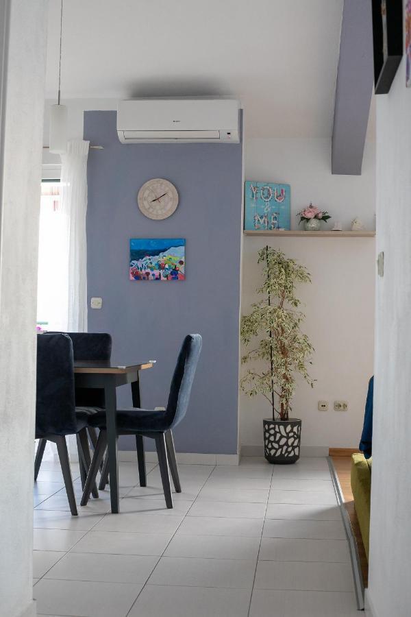 Apartment By The Sea Podgora Esterno foto
